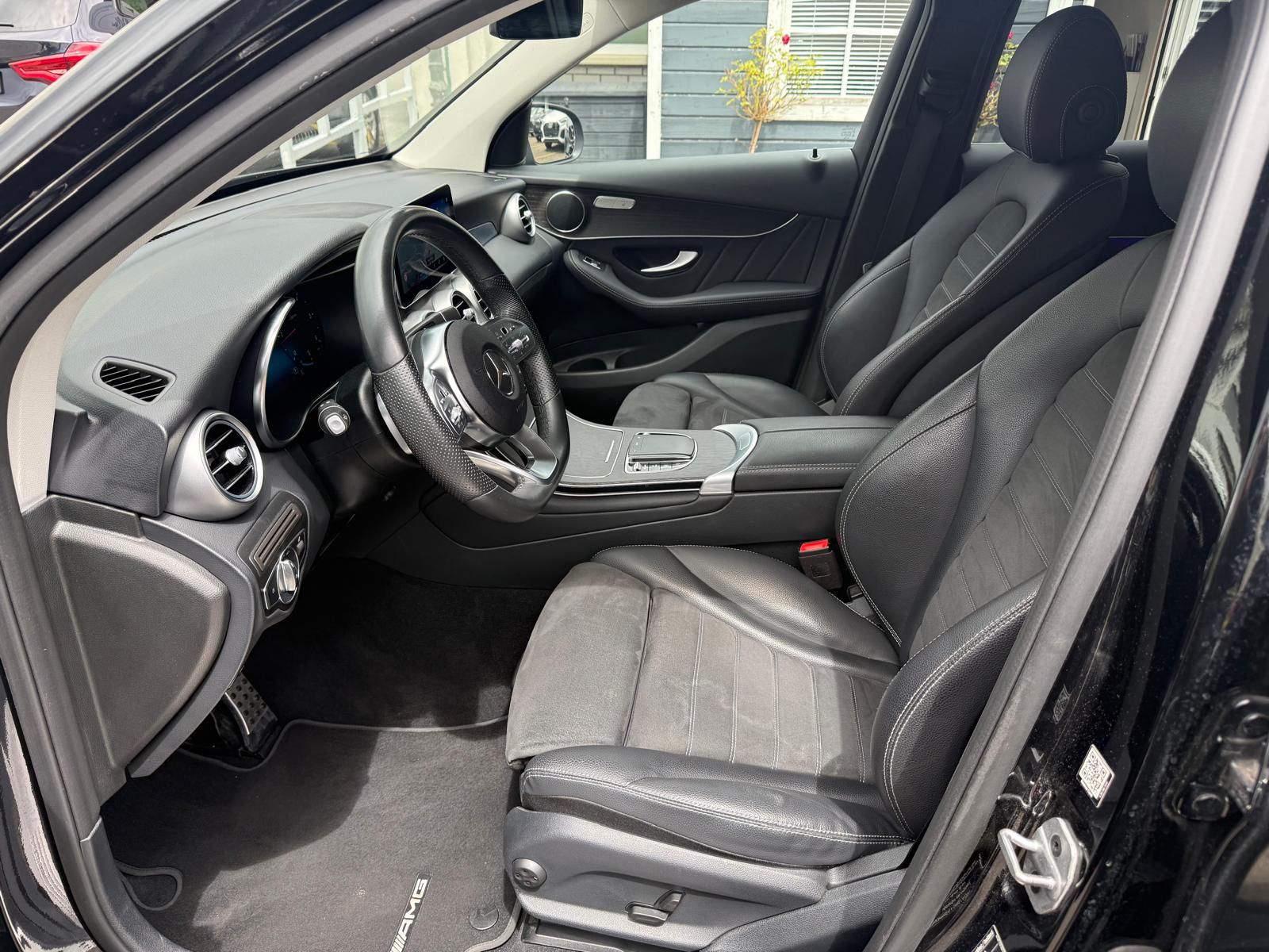 MERCEDES-BENZ GLC 220 d AMG Line 4m-image-7