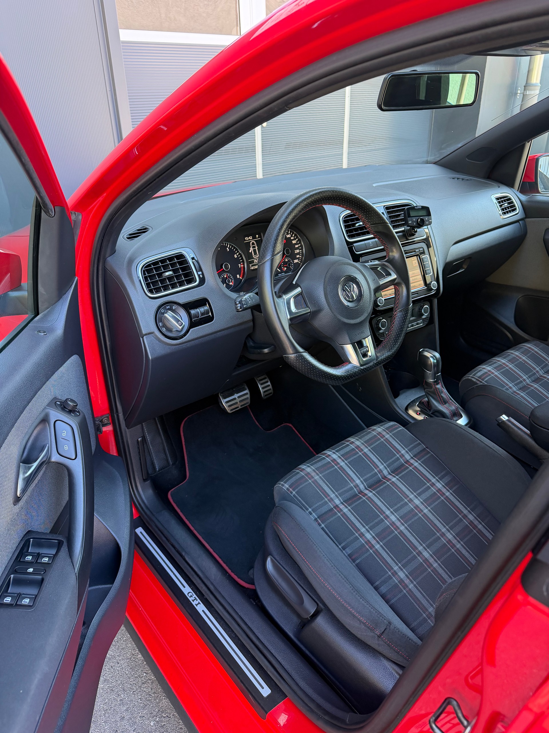 VW Polo 1.4 TSI GTI DSG-image-12