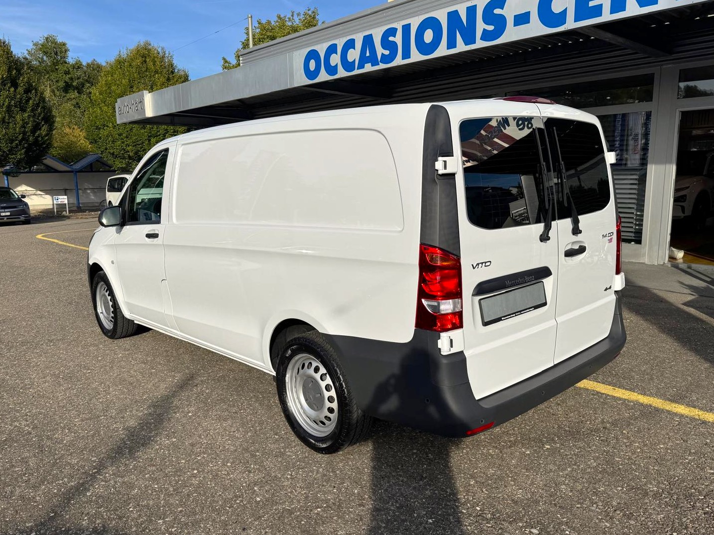 MERCEDES-BENZ Vito 114 CDI Base Extra-Long 9G 4WD-image-12