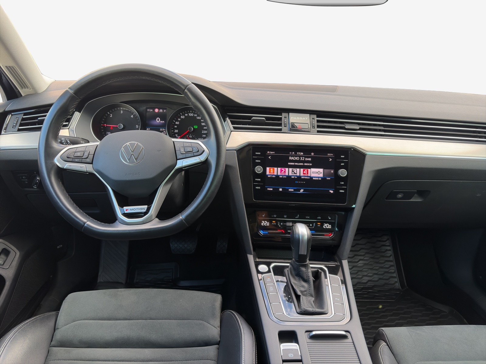 VW Passat 2.0 TDI BMT Elegance 4Motion DSG-image-8
