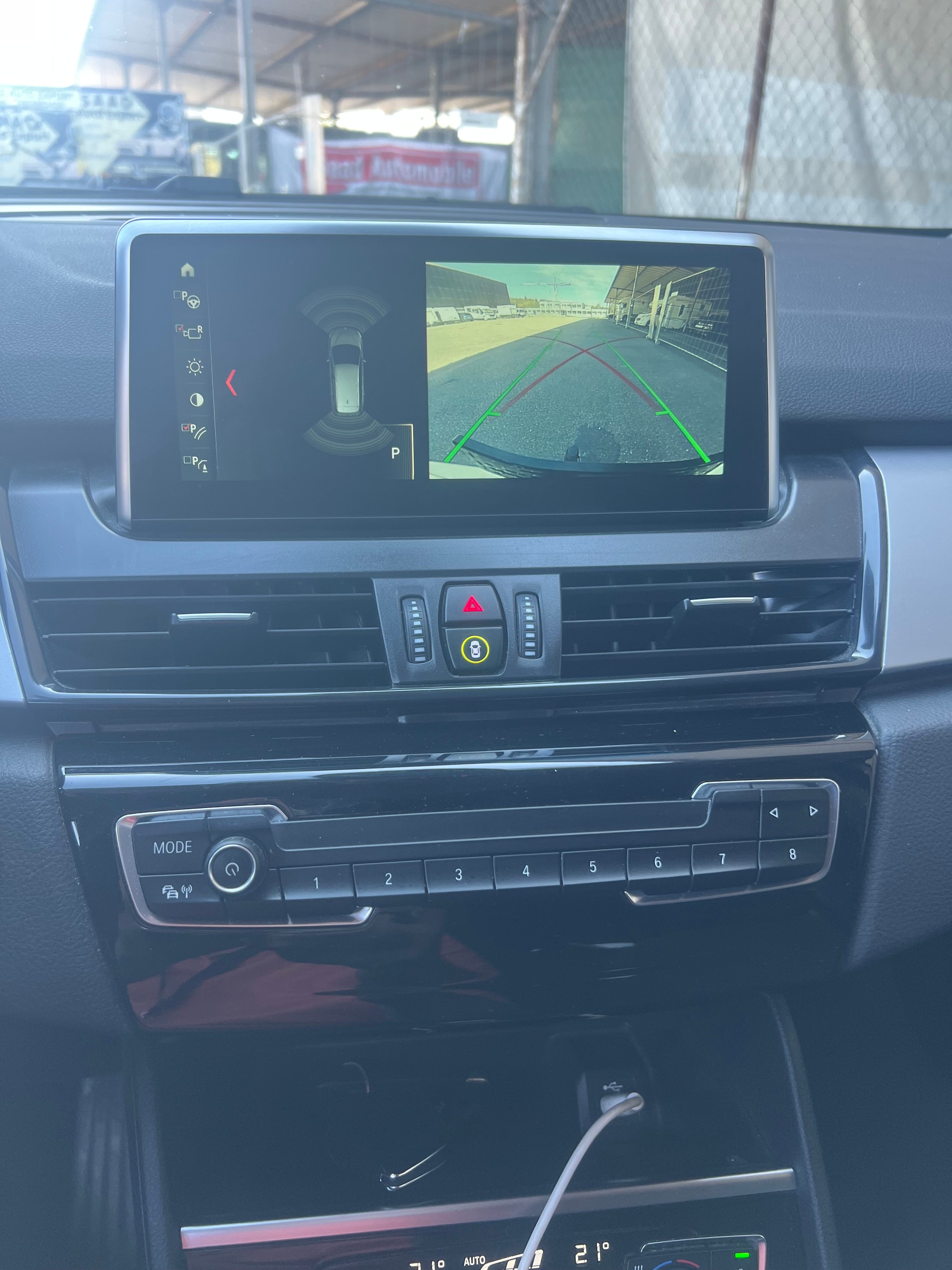 BMW 218d xDrive Gran Tourer Steptronic M Sport-image-8