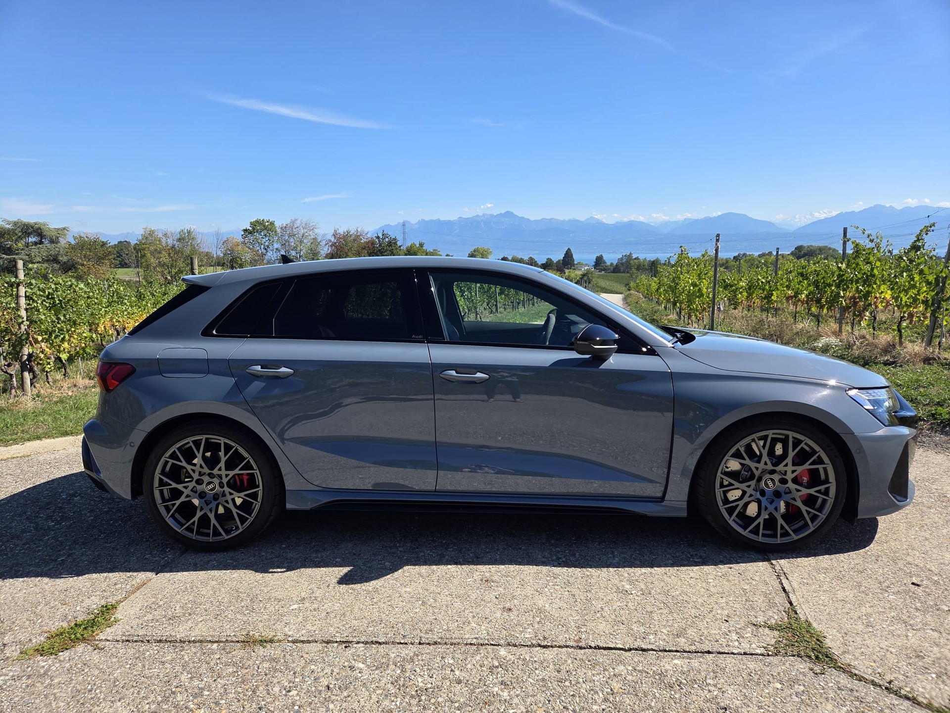 AUDI 2.5 TFSI quattro S-Tronic-image-1
