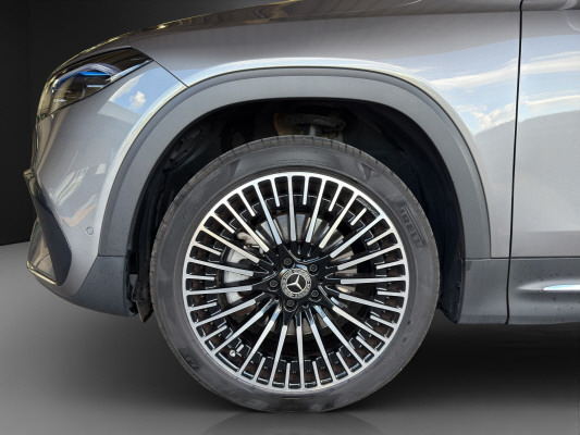 MERCEDES-BENZ EQB 350 AMG Line 4Matic-image-4