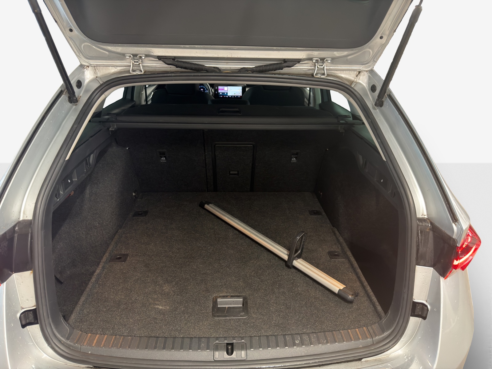 SKODA Octavia Combi 1.0 TSI mHEV DSG Ambition-image-12