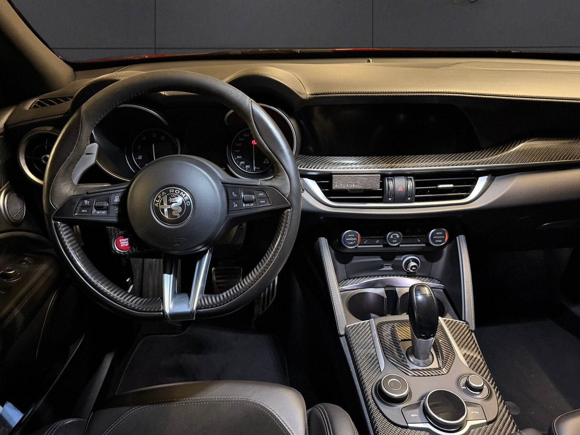 ALFA ROMEO Stelvio 2.9 V6 Quadrifoglio Q4 Automatic-image-11