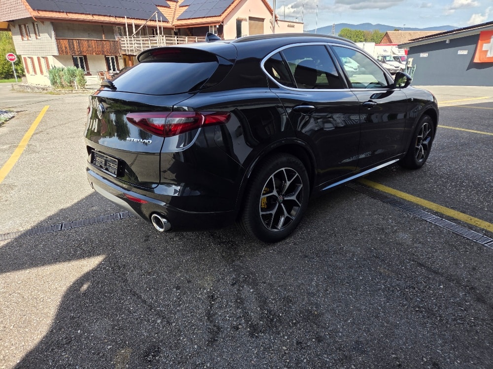 ALFA ROMEO Stelvio 2.2 JTDM TI Q4 Automatic-image-4