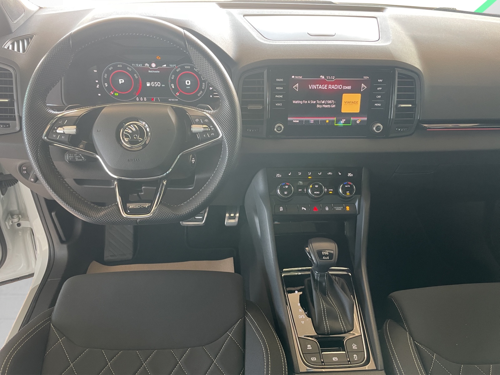 SKODA Karoq 2.0 TSI SportLine 4x4 DSG-image-10