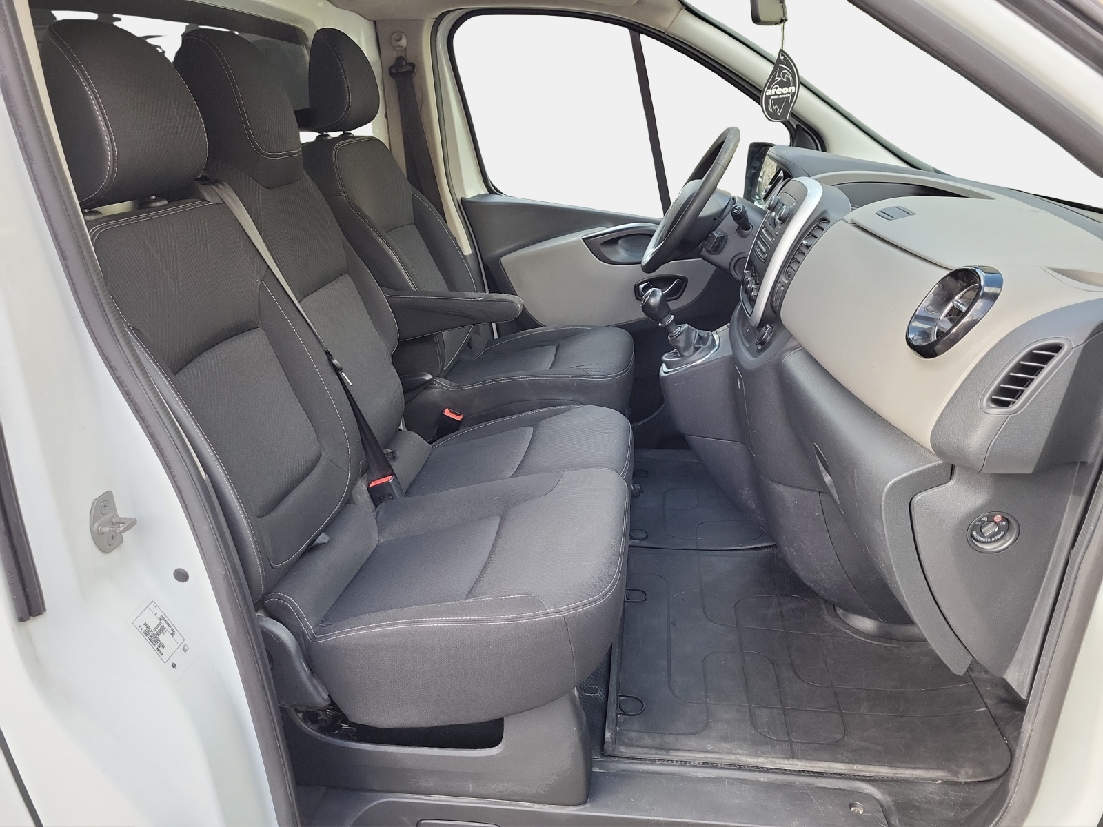 NISSAN NV300 dCi 120 2.7 L1H1 Eco-image-11