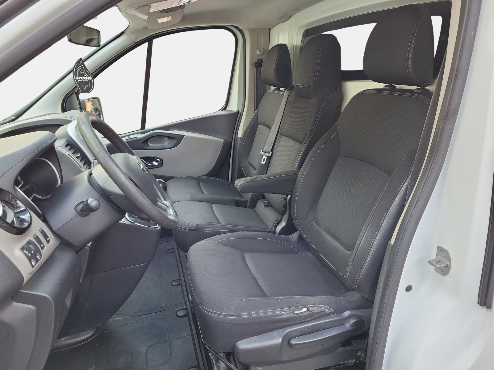 NISSAN NV300 dCi 120 2.7 L1H1 Eco-image-8