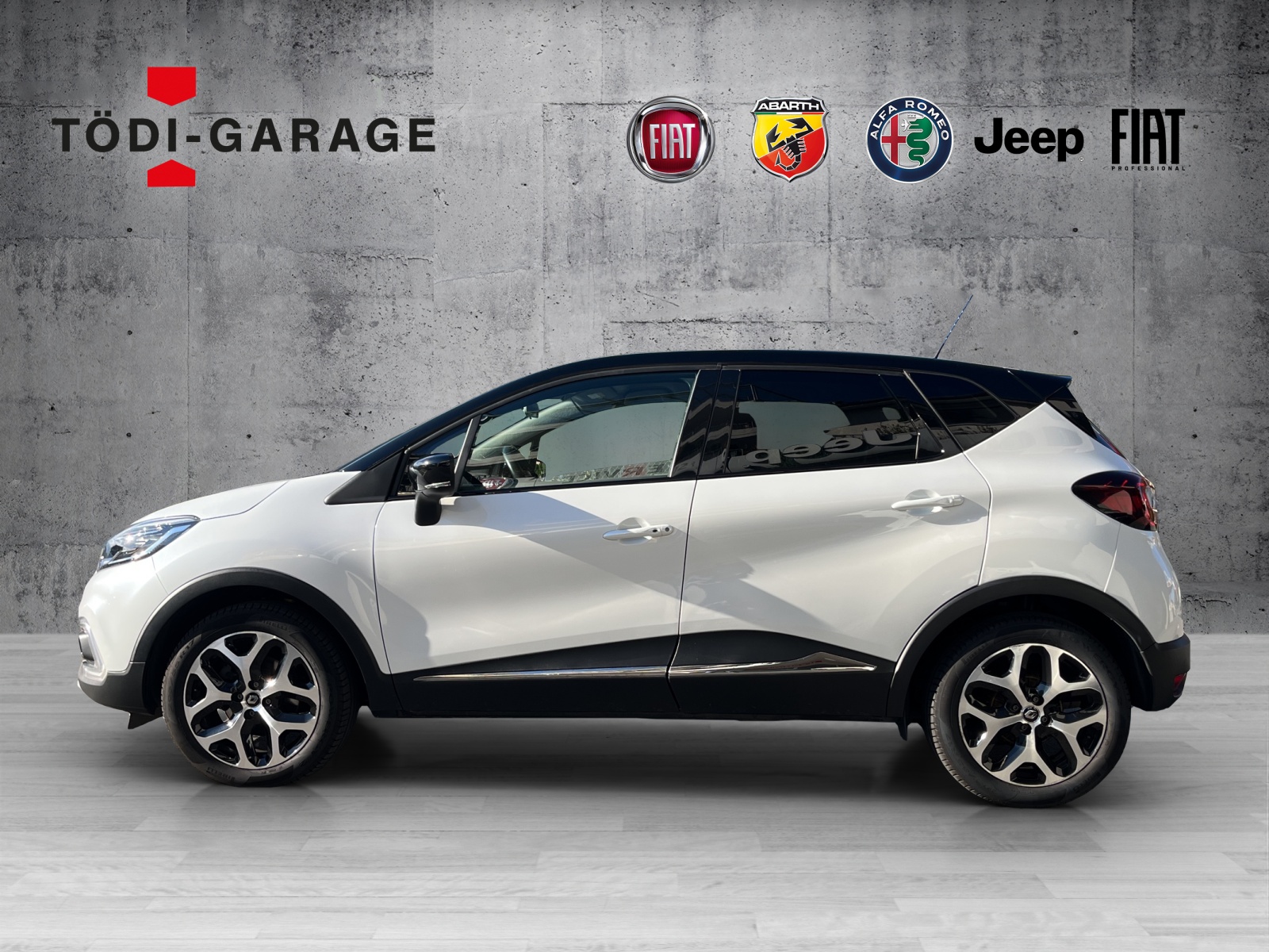 RENAULT Captur 1.3 TCe S-Edition EDC S/S-image-2