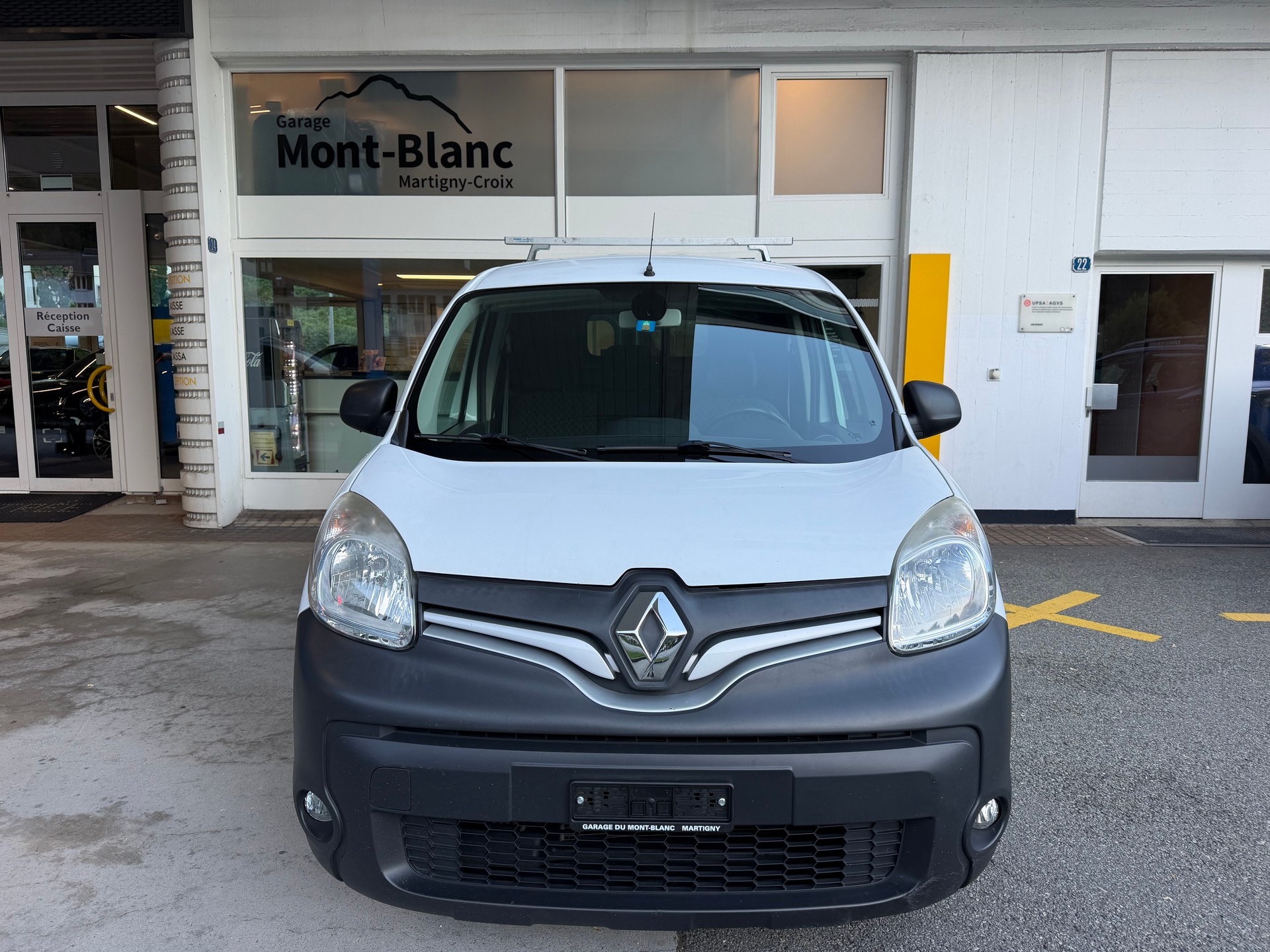 RENAULT Kangoo Medium TCe 115 ENERGY Access-image-4