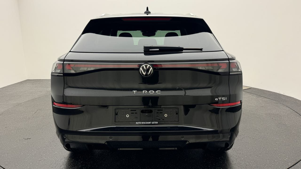 VW T-Roc 1.5 eTSI mHEV R-Line DSG-image-3