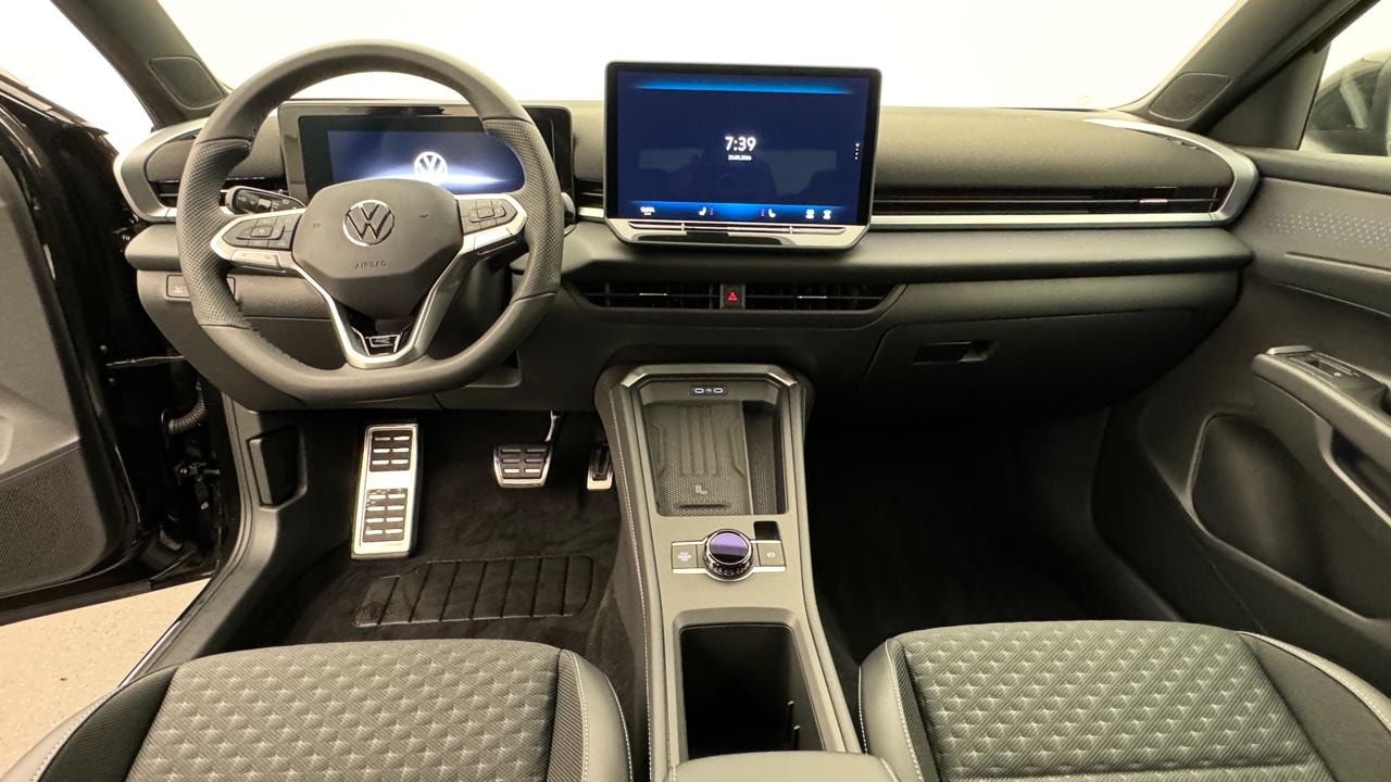 VW T-Roc 1.5 eTSI mHEV R-Line DSG-image-6