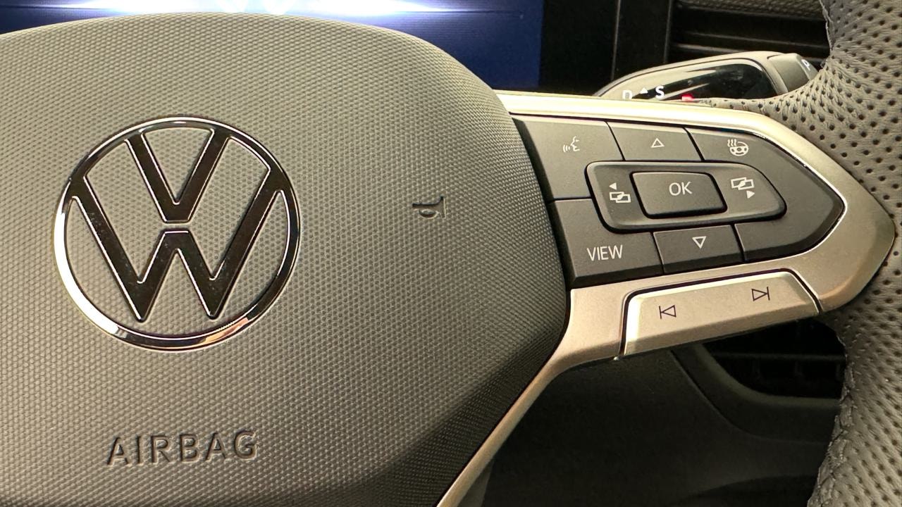 VW T-Roc 1.5 eTSI mHEV R-Line DSG-image-10