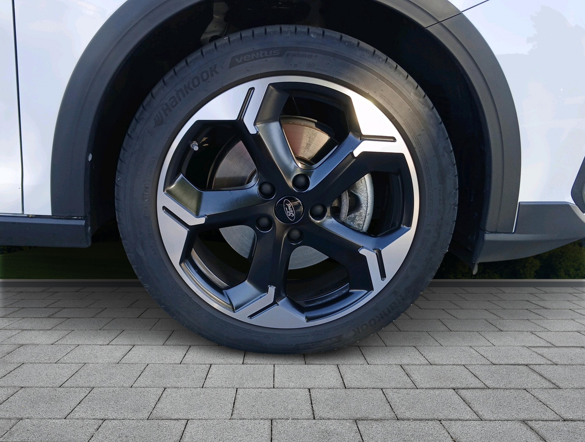 FORD GRAND TOURNEO CONNECT-image-13