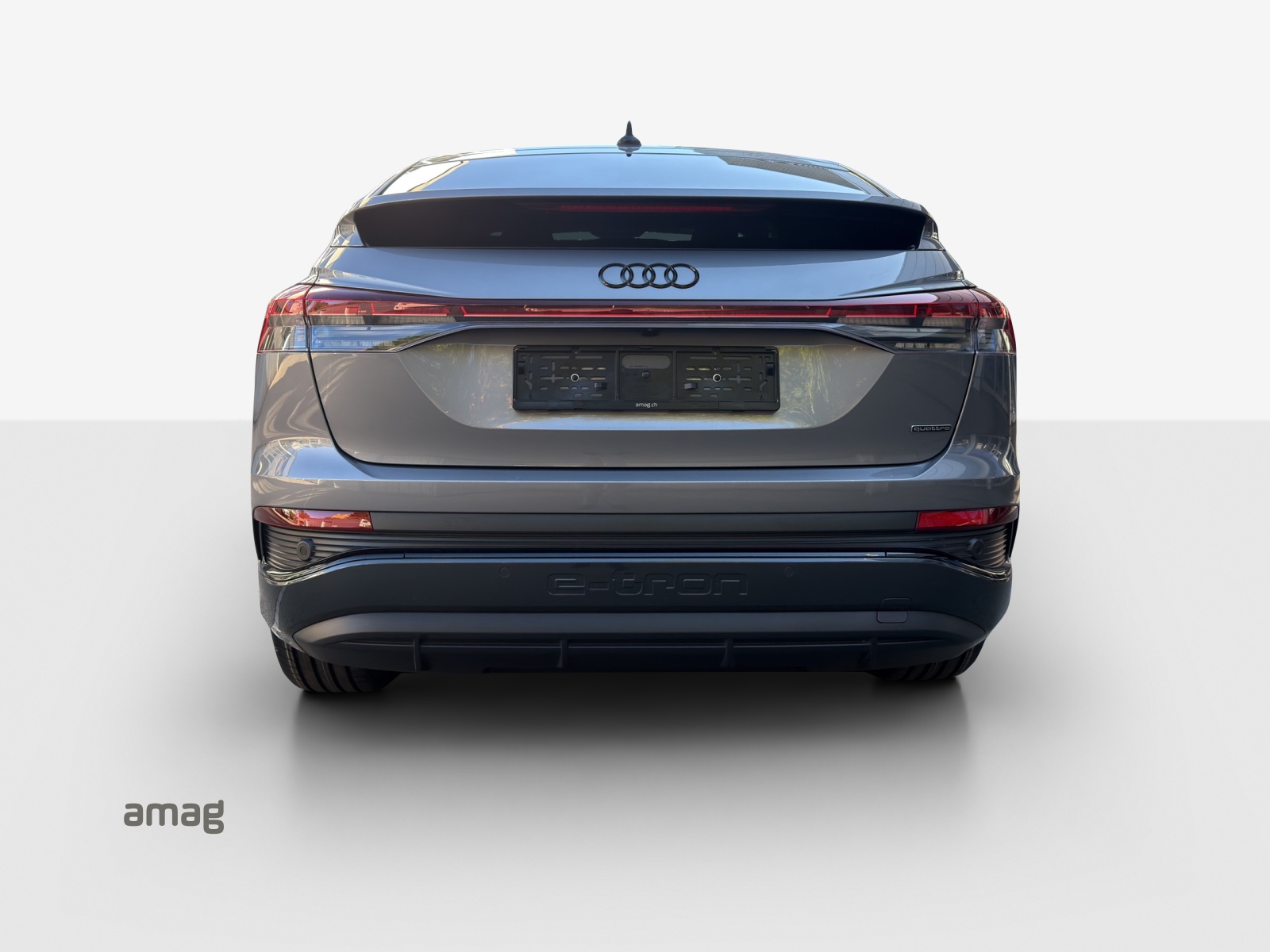 AUDI Q4 Sportback e-tron 50 quattro-image-3