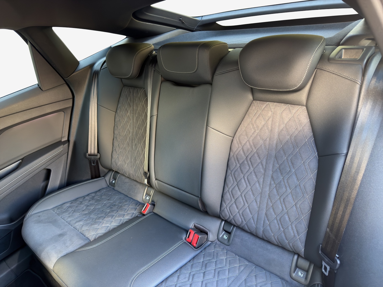 AUDI Q4 Sportback e-tron 50 quattro-image-11