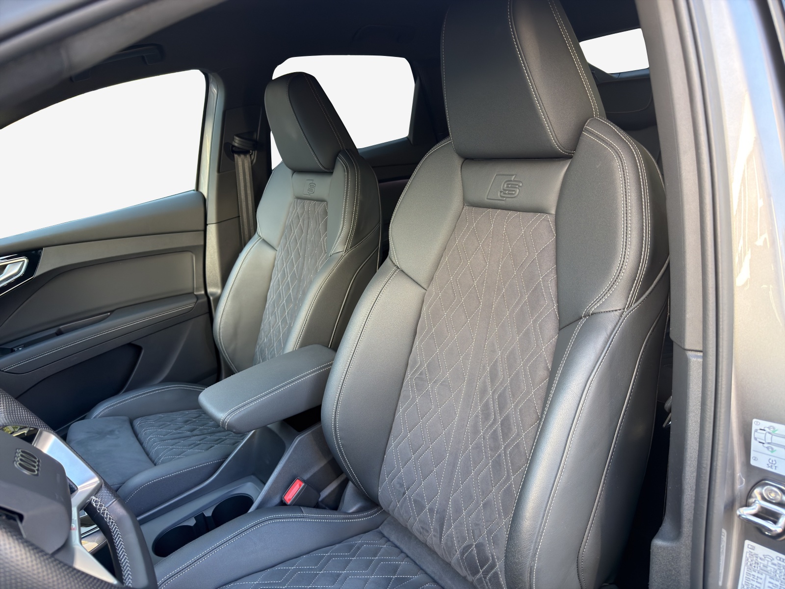 AUDI Q4 Sportback e-tron 50 quattro-image-14