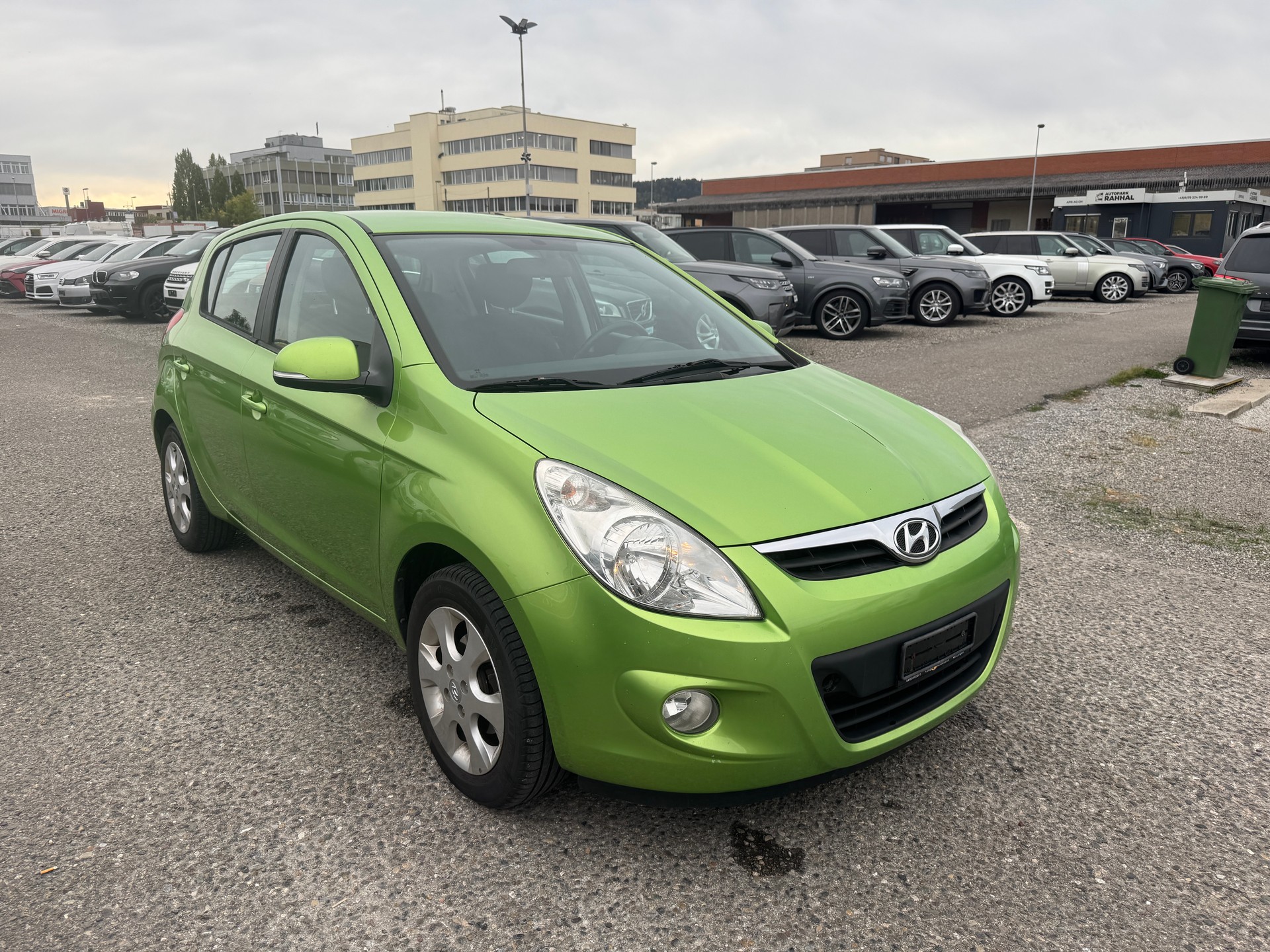 HYUNDAI i20 1.4 Style Automatic-image-1
