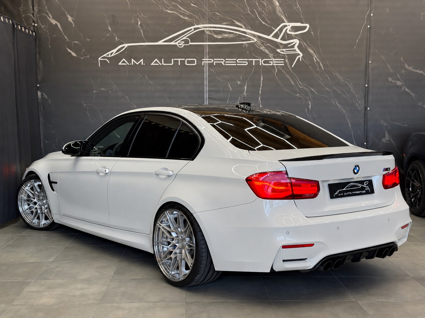 BMW M3 Drivelogic-image-5