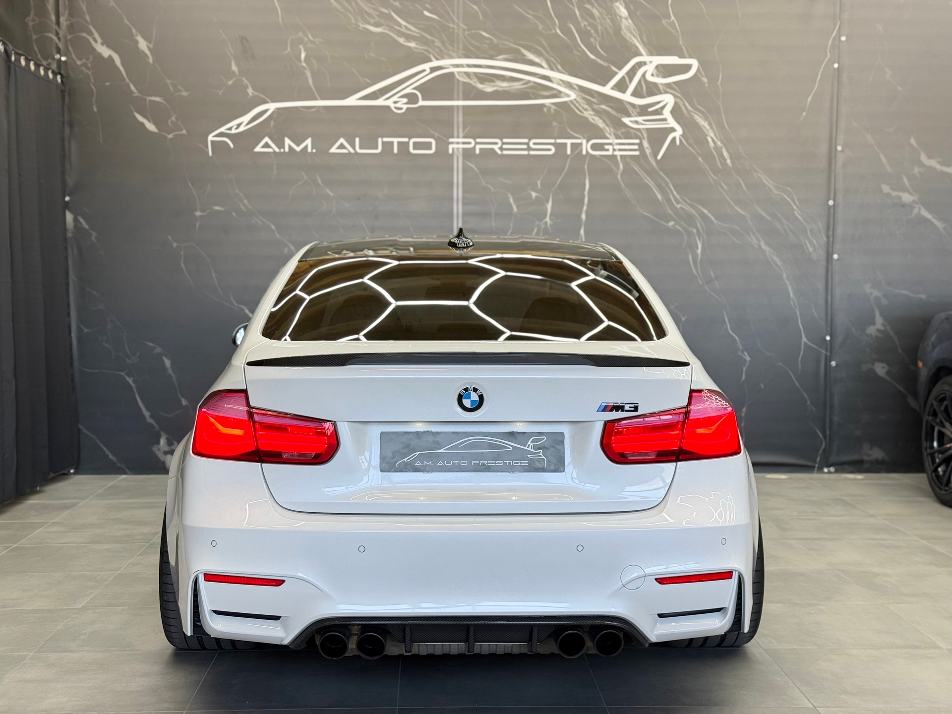 BMW M3 Drivelogic-image-4