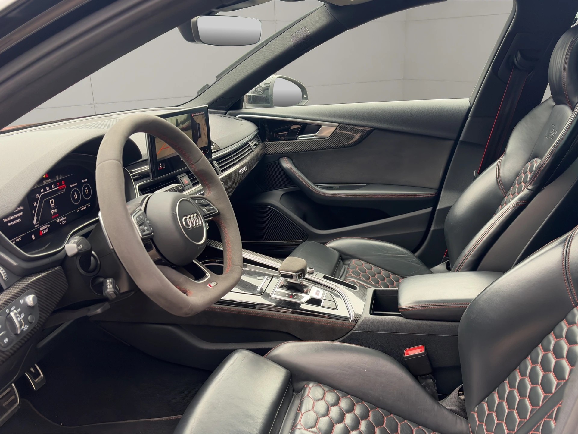 AUDI RS4 Avant quattro tiptronic-image-13