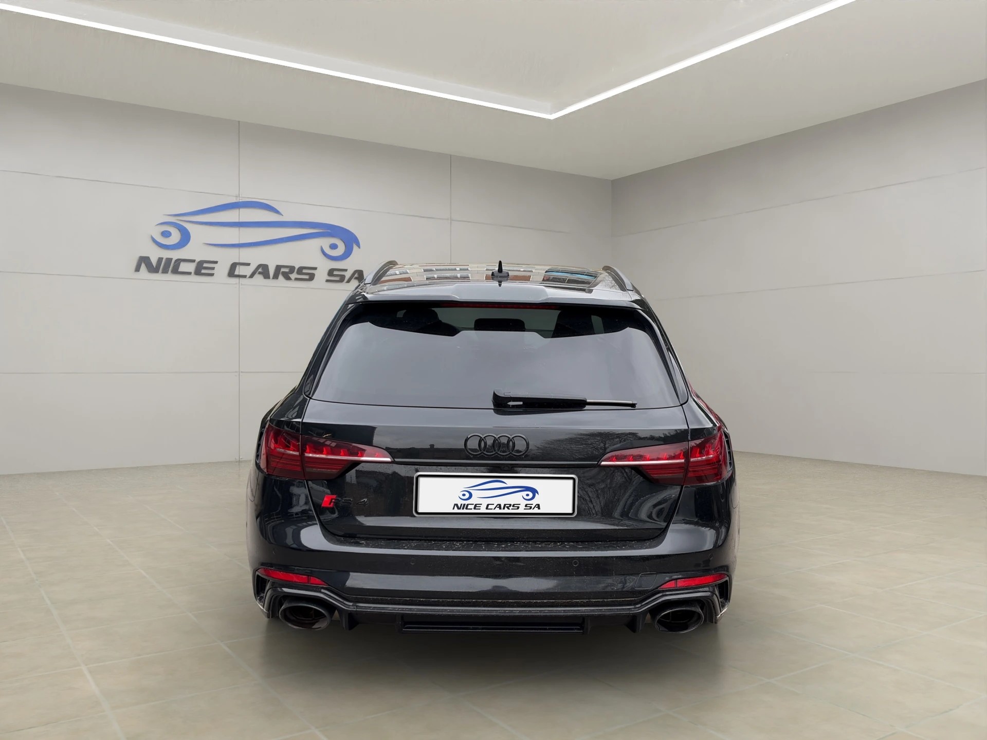 AUDI RS4 Avant quattro tiptronic-image-7