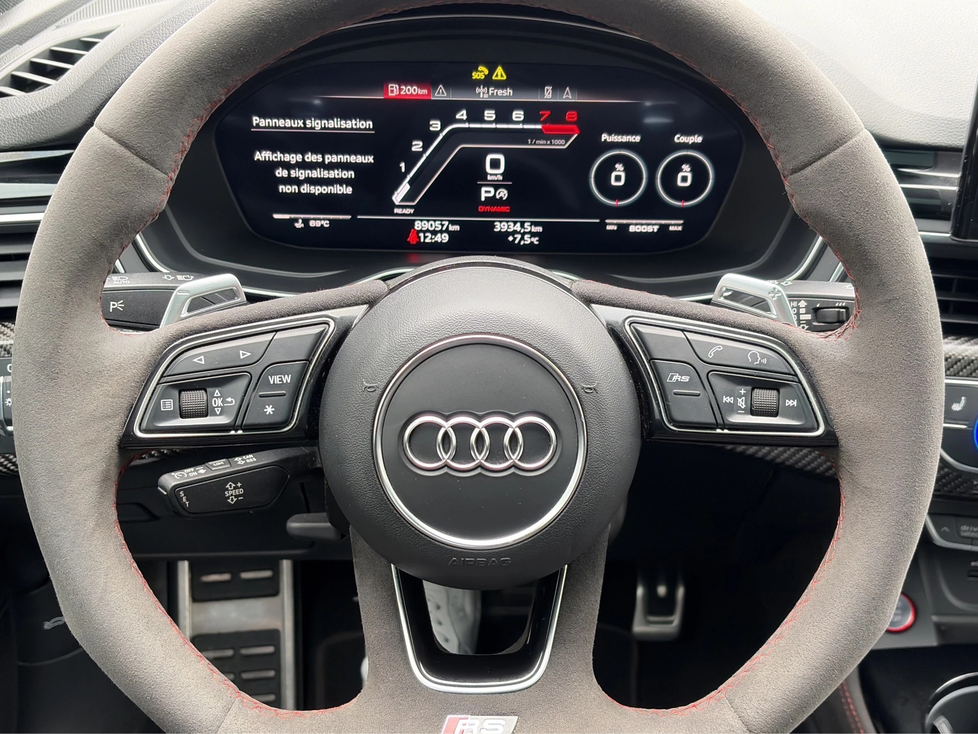 AUDI RS4 Avant quattro tiptronic-image-11