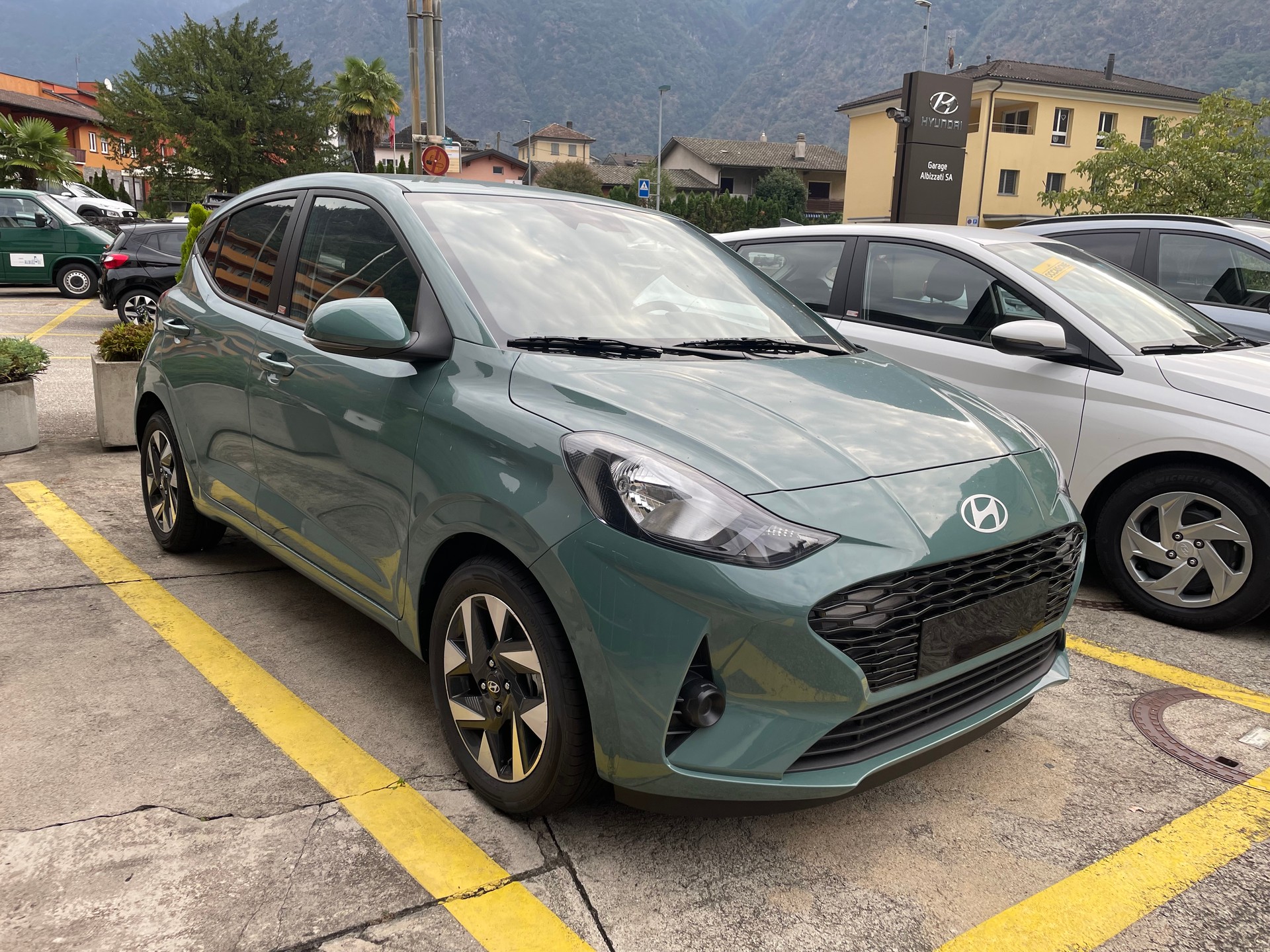 HYUNDAI i10 1.2 Amplia