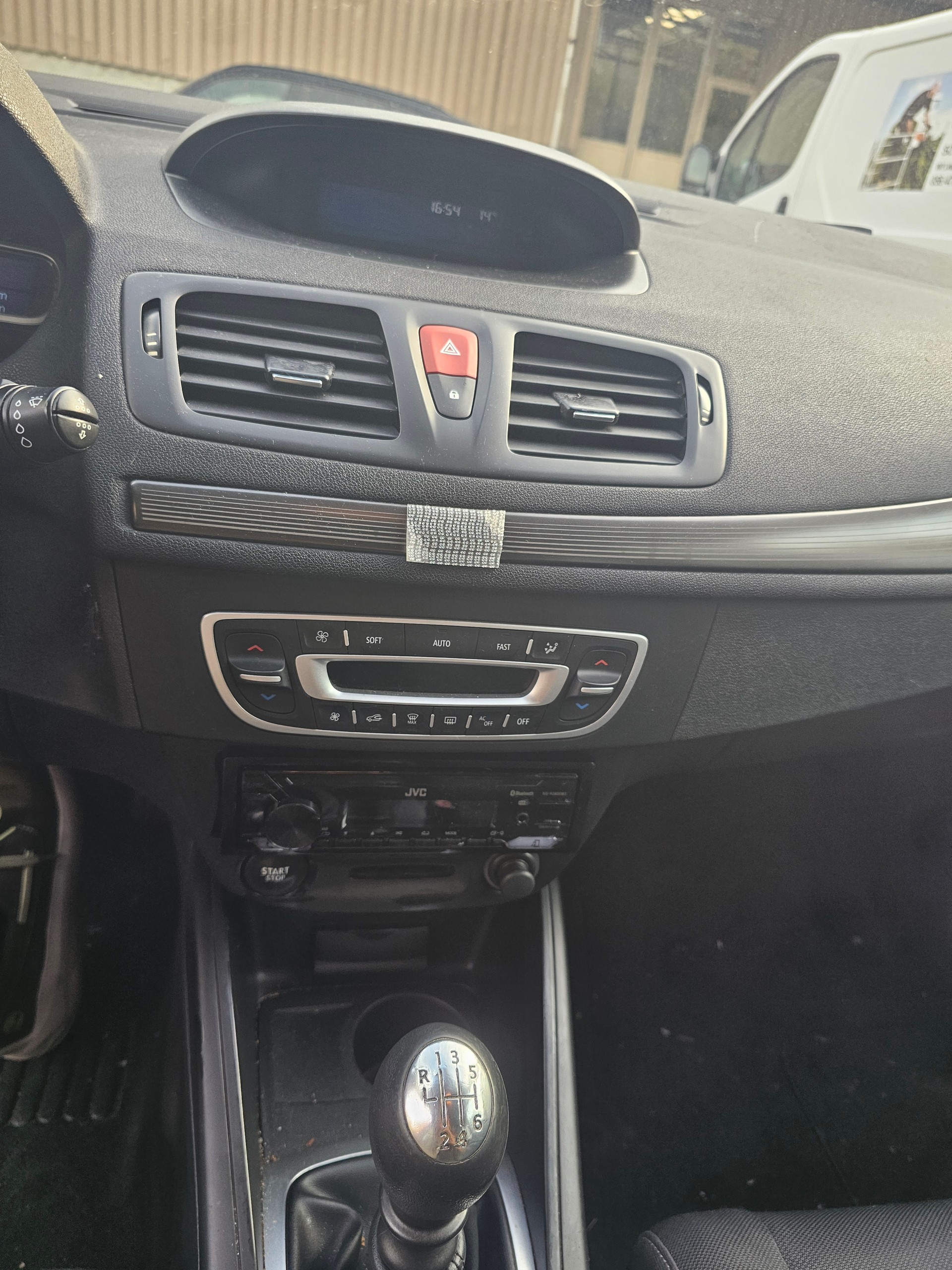 RENAULT Mégane 1.6 16V Expression-image-7