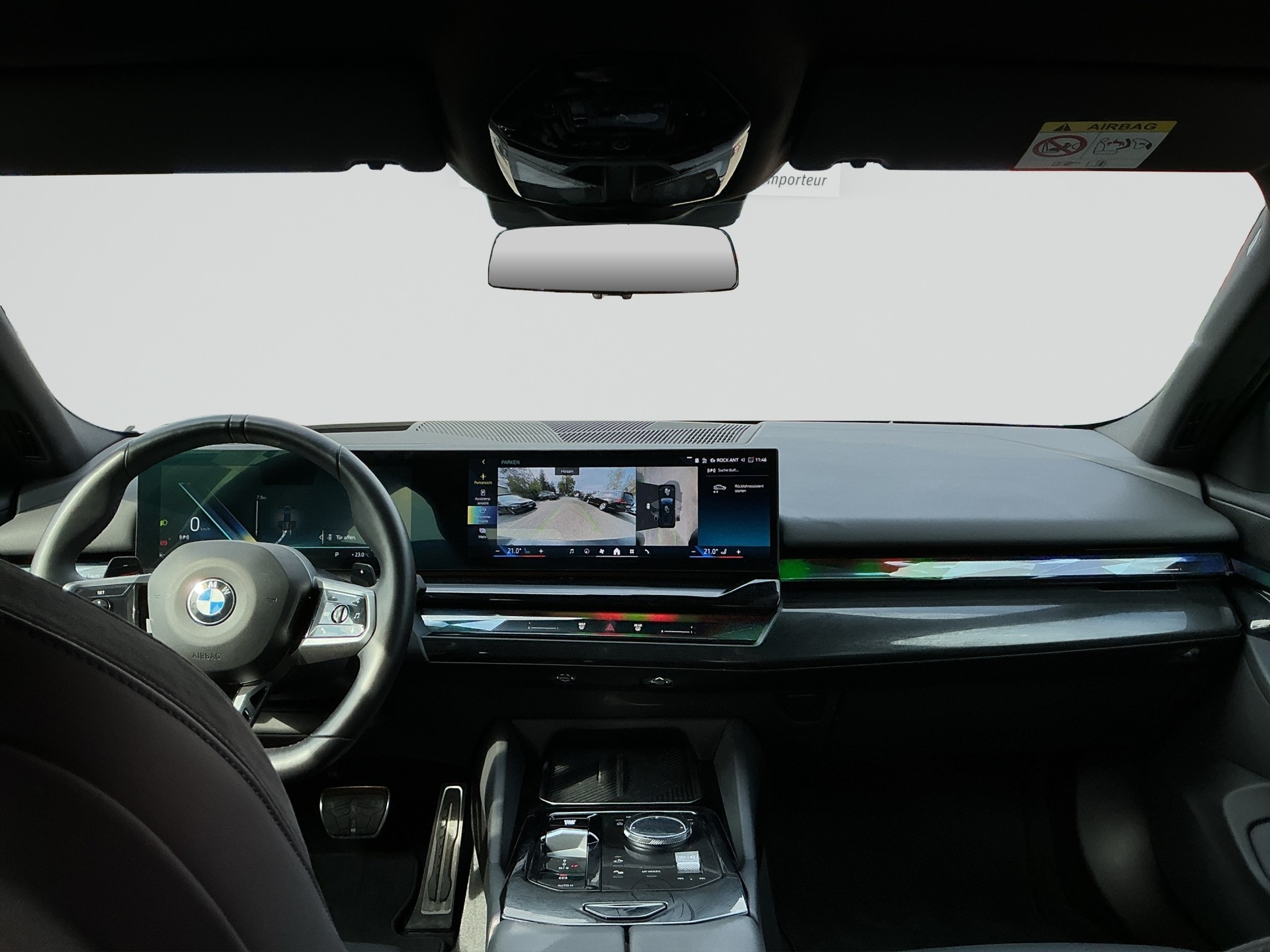 BMW 520d xDrive 48V Touring M Sport Steptronic-image-14