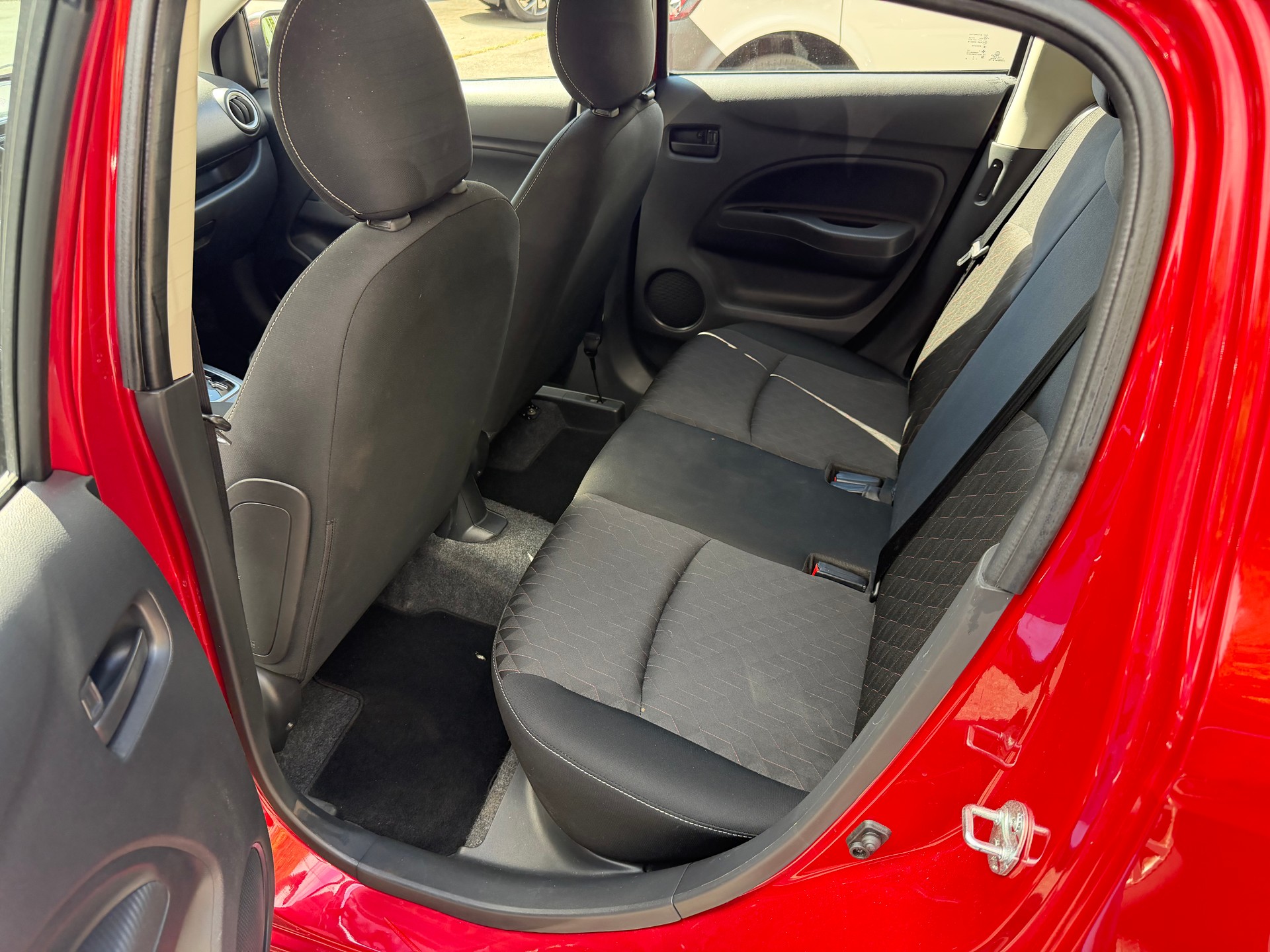 MITSUBISHI Space Star 1.2 CVT Inform-image-5