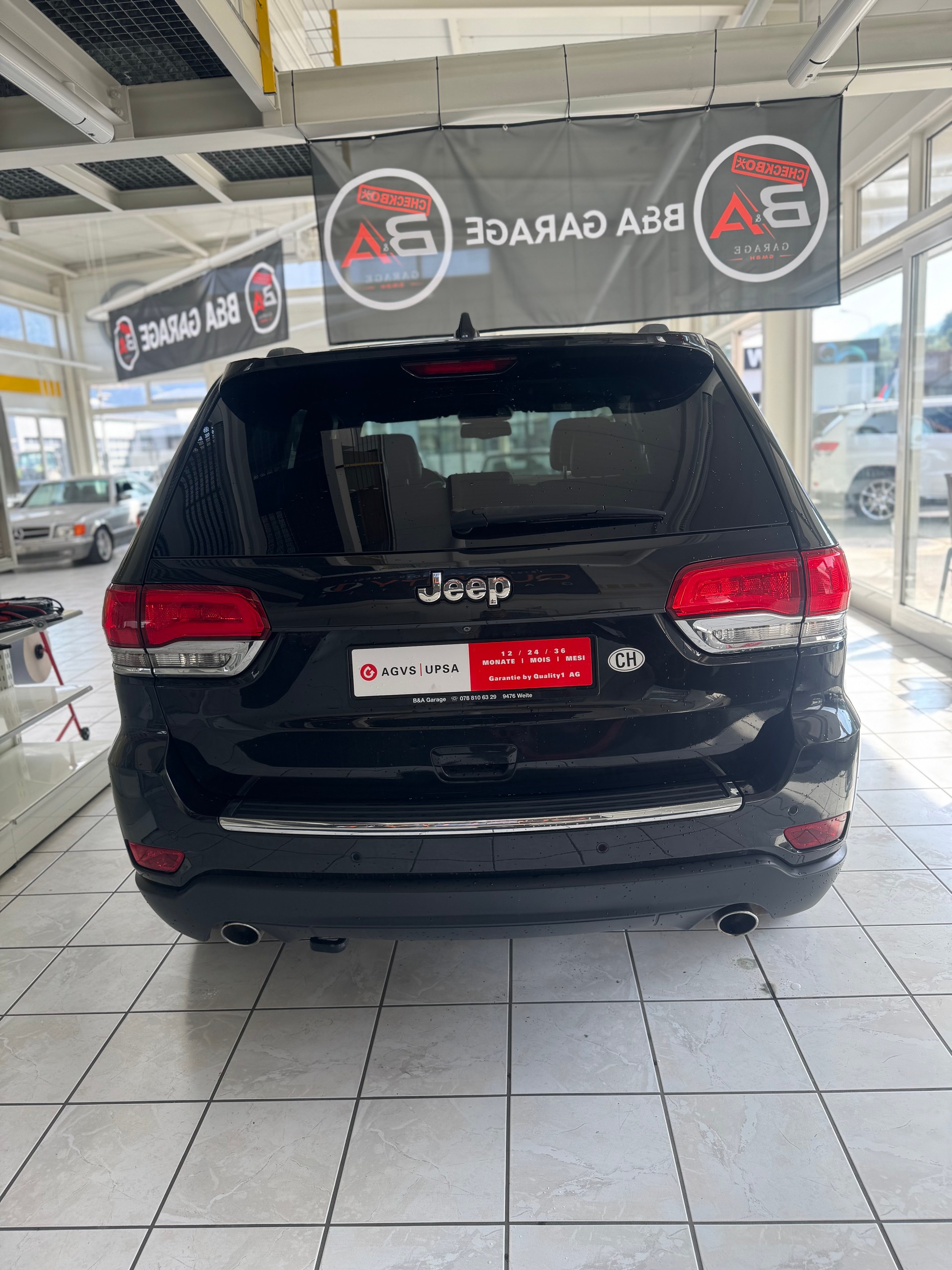 JEEP Grand Cherokee 3.0 CRD Limited Automatic-image-4