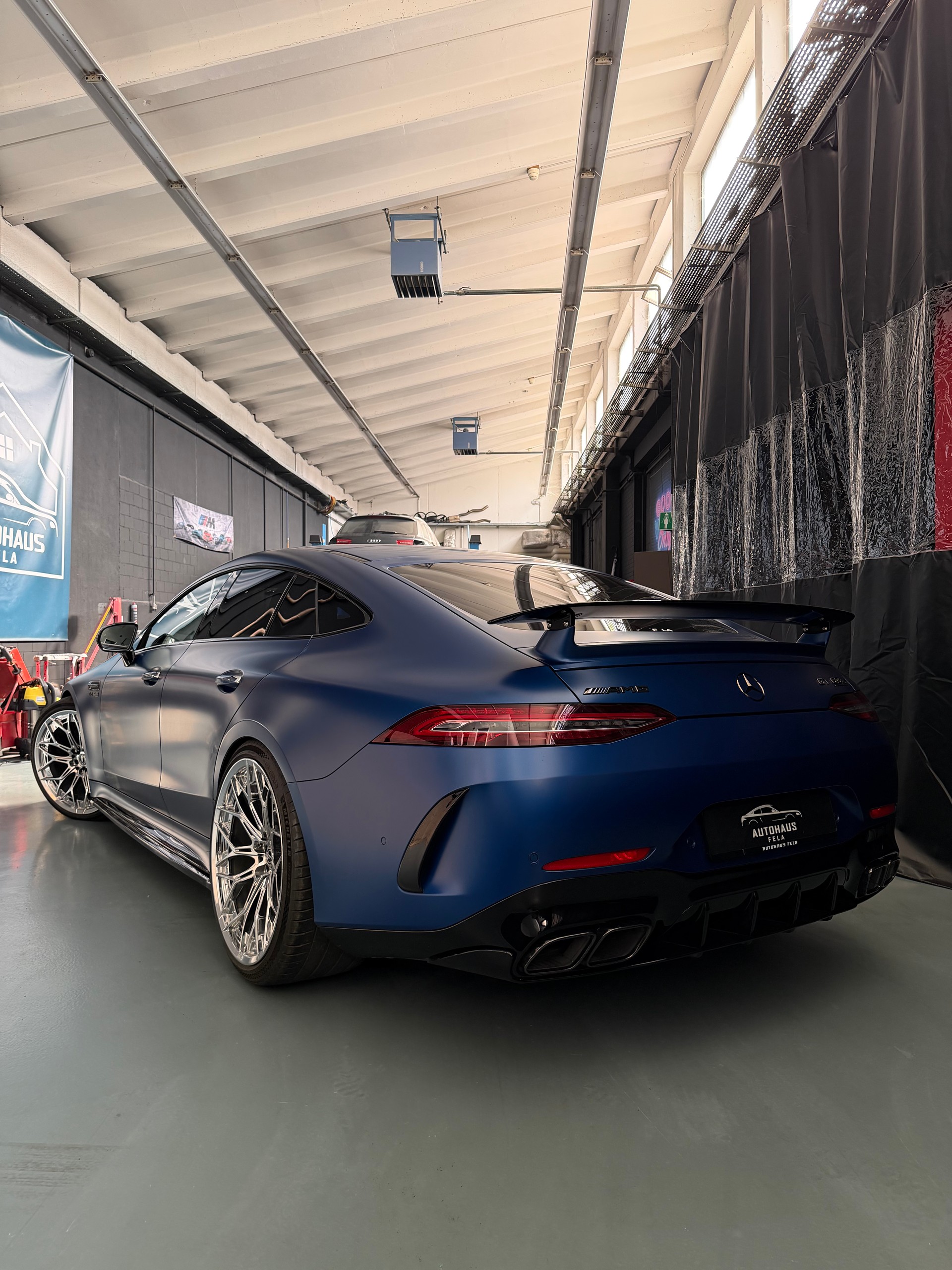 MERCEDES-BENZ AMG GT 4 63 S 4Matic+ AMG Sondermodell 2 Speedshift MCT-image-5