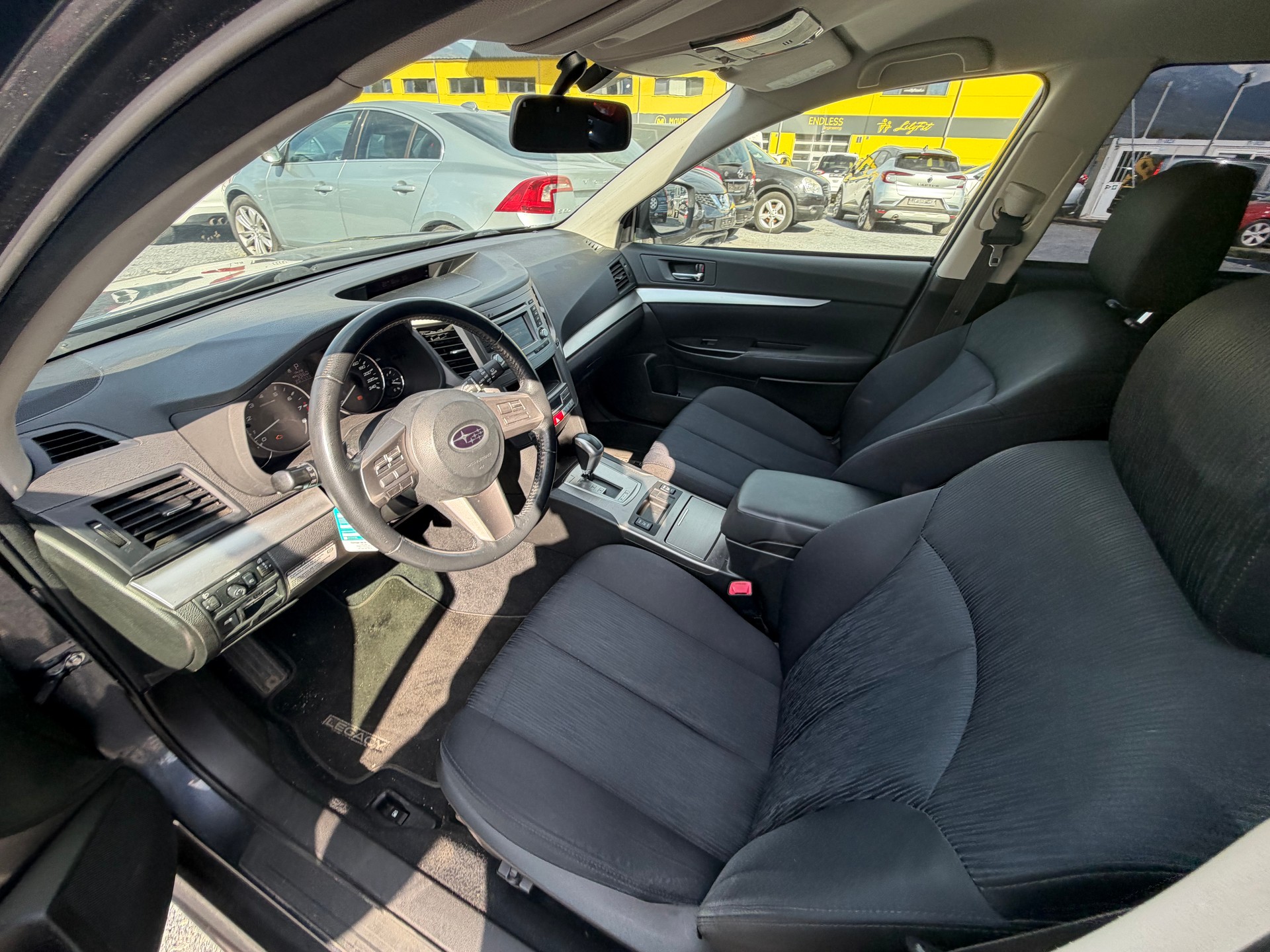 SUBARU Legacy 2.0i Advantage AWD Lineartronic-image-7