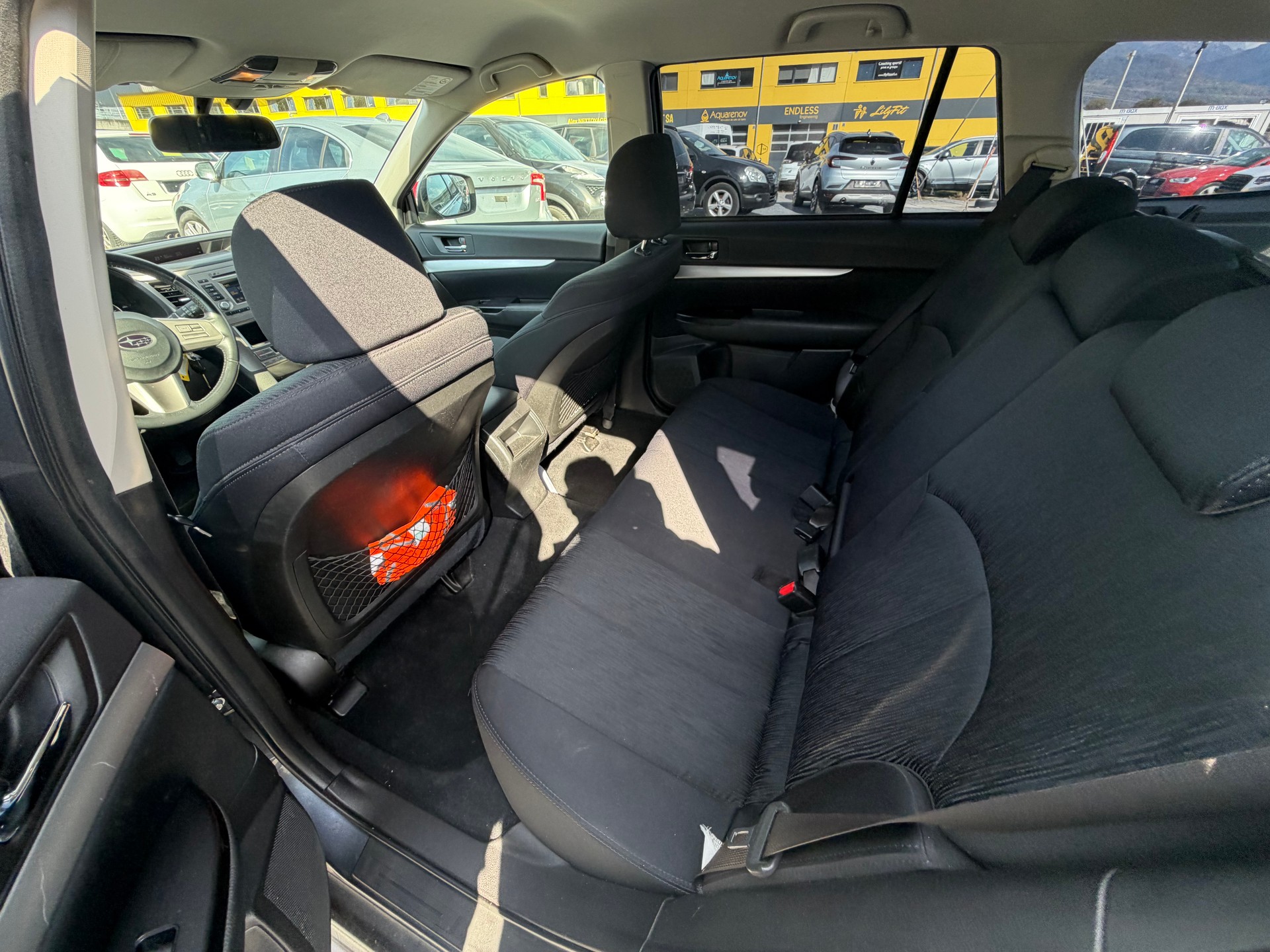 SUBARU Legacy 2.0i Advantage AWD Lineartronic-image-6