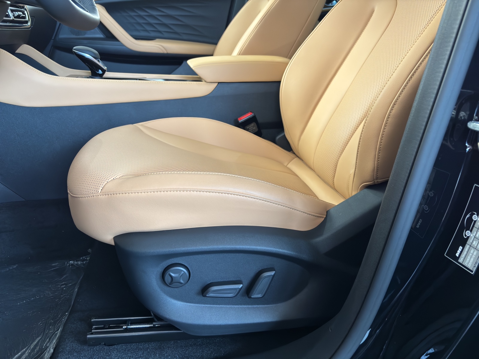 MG HS 1.5 Hybrid Luxury-image-9