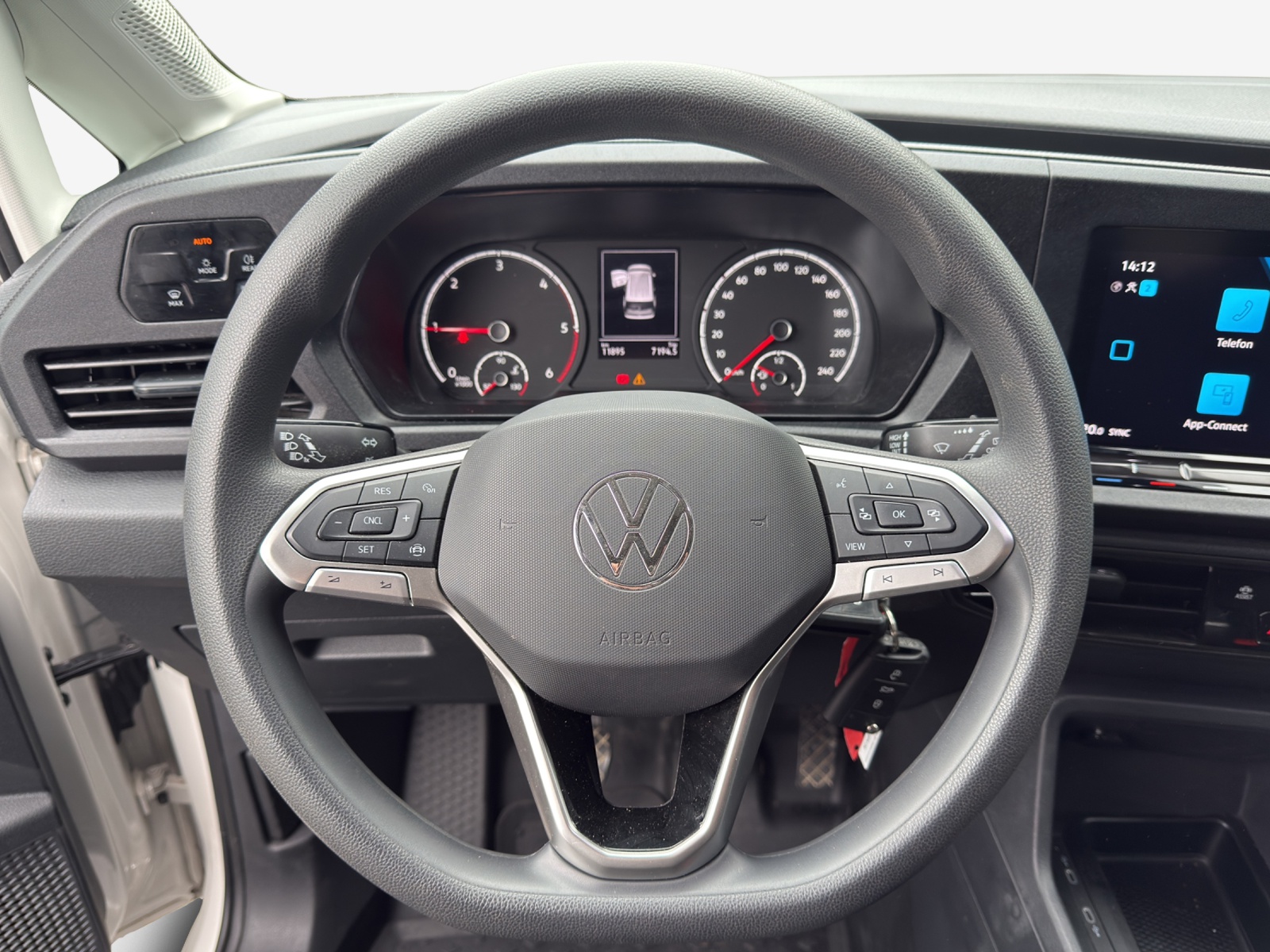 VW Caddy 2.0 TDI-image-7