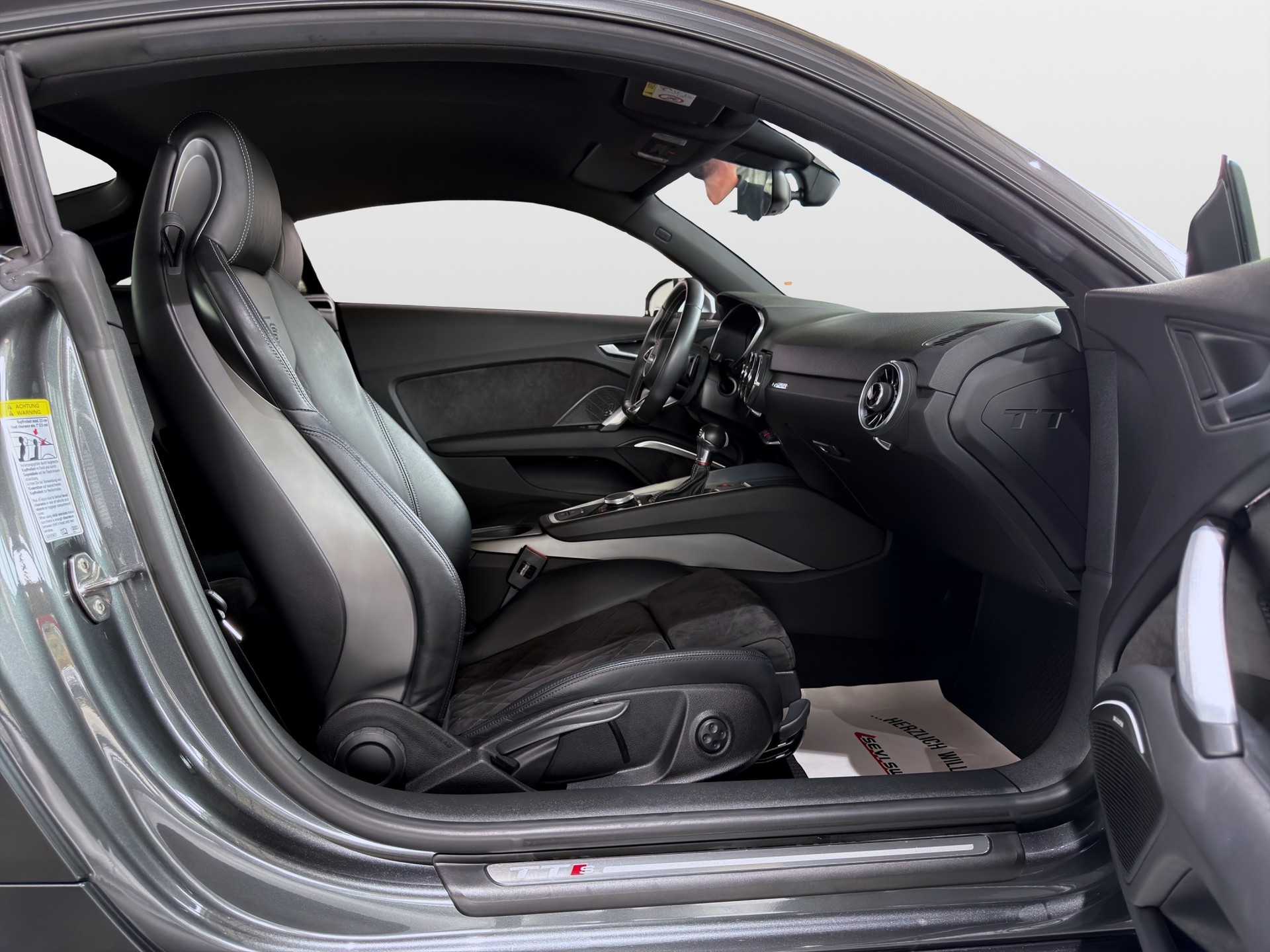 AUDI TTS Coupé 2.0 TFSI quattro S-tronic*Ab MFK,1 Jahr oder 20'000km Garantie auf Motor und Getriebe*-image-16