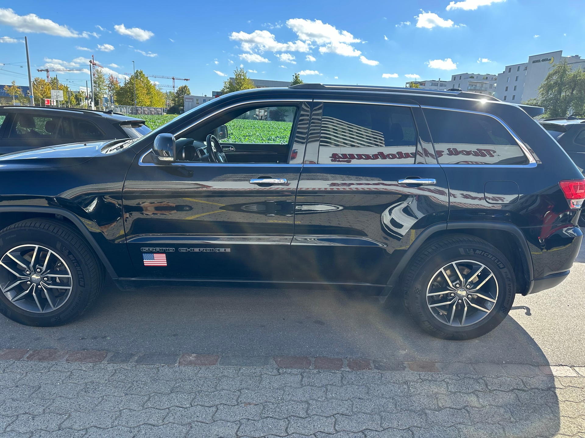 JEEP Grand Cherokee 3.0 CRD Limited Automatic-image-3