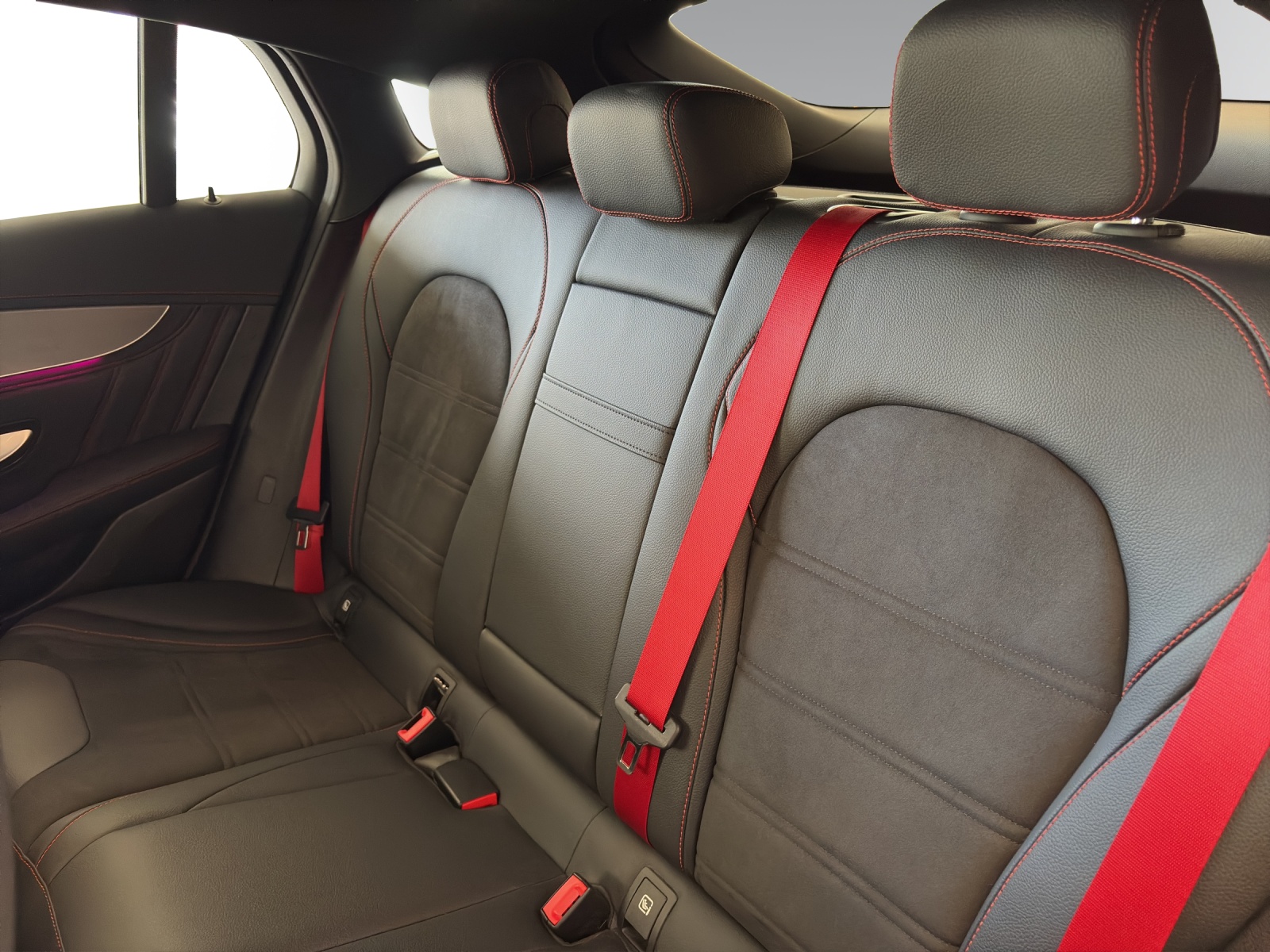 MERCEDES-BENZ GLC Coupé 200 AMG Line Plus 4Matic 9G-Tronic-image-10