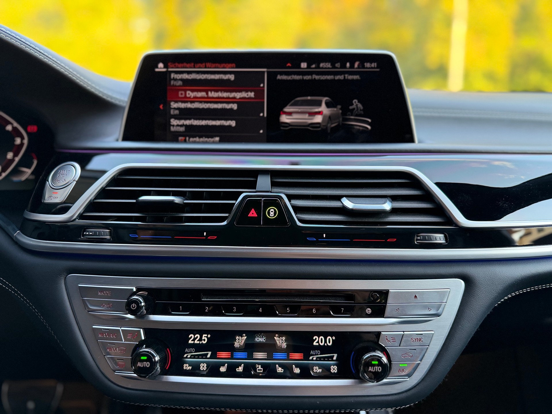 BMW 750i xDrive Steptronic-image-21