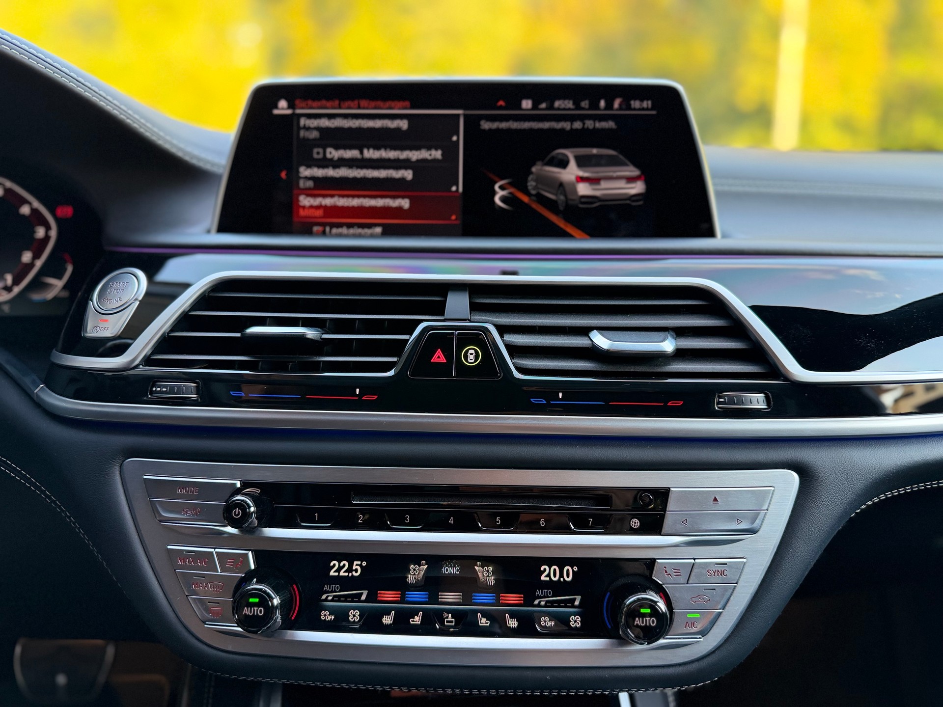 BMW 750i xDrive Steptronic-image-23