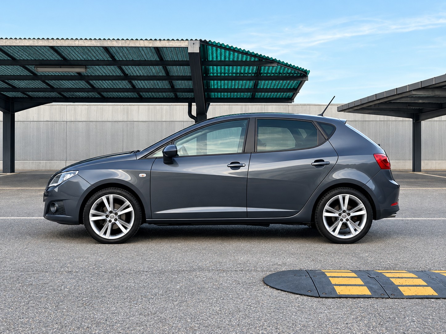 SEAT Ibiza 1.6 Style DSG-image-2