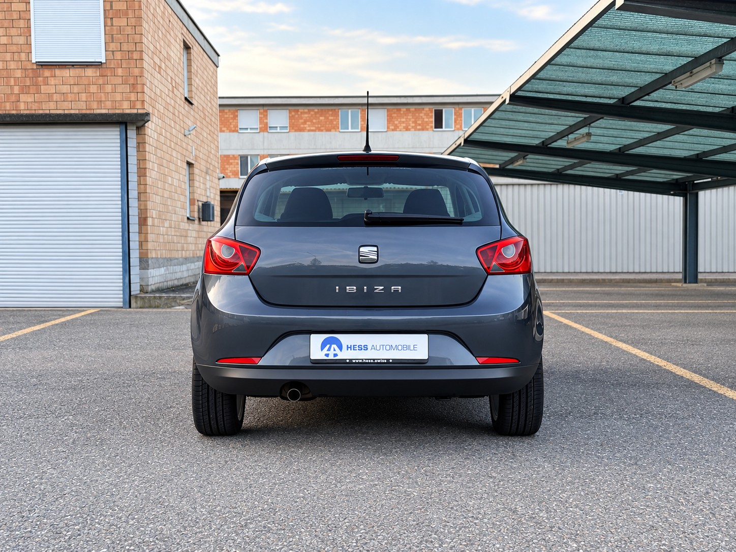 SEAT Ibiza 1.6 Style DSG-image-4