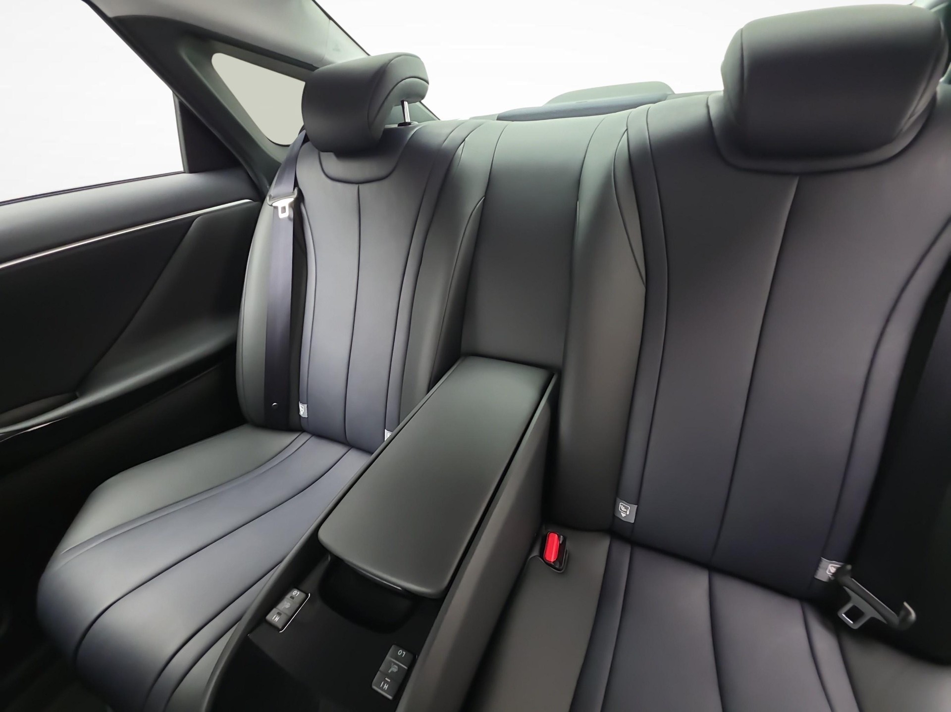 TOYOTA Mirai Fuel Cell Premium-image-10