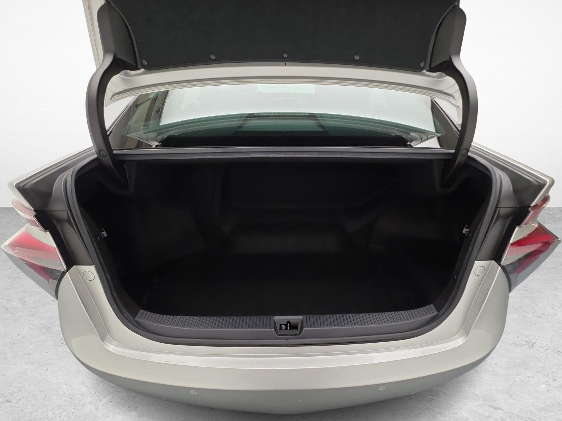 TOYOTA Mirai Fuel Cell Premium-image-11