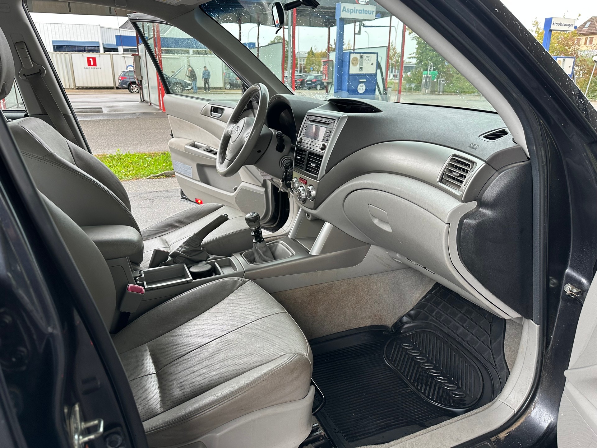 SUBARU Forester 2.0D XS Comfort-image-10