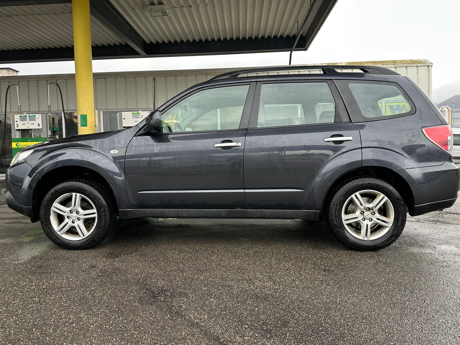 SUBARU Forester 2.0D XS Comfort-image-2