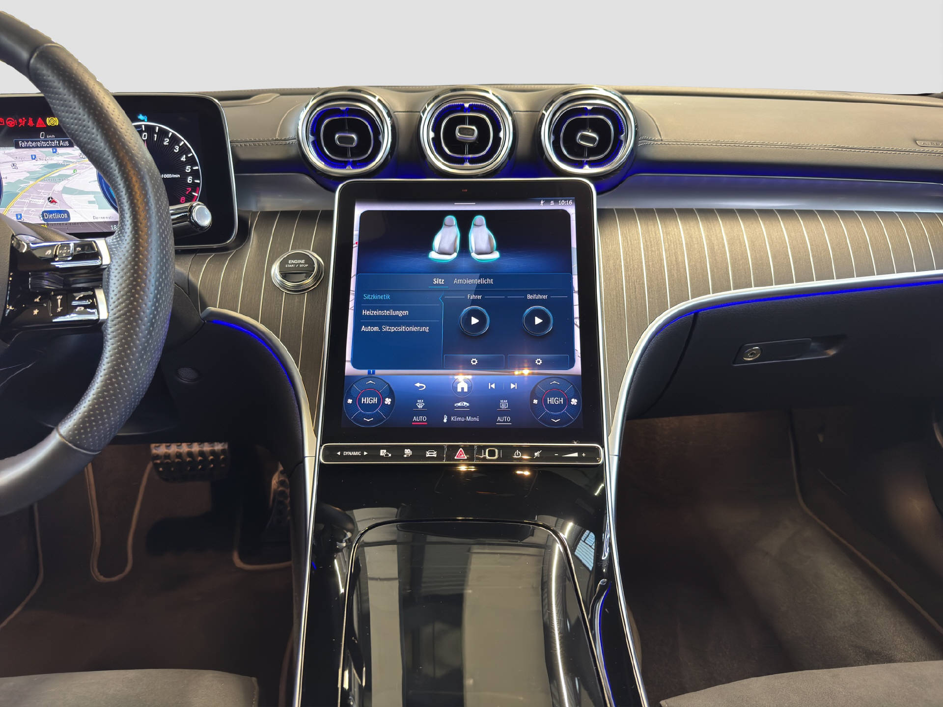 MERCEDES-BENZ C 300 e AMG Line Kombi-image-9